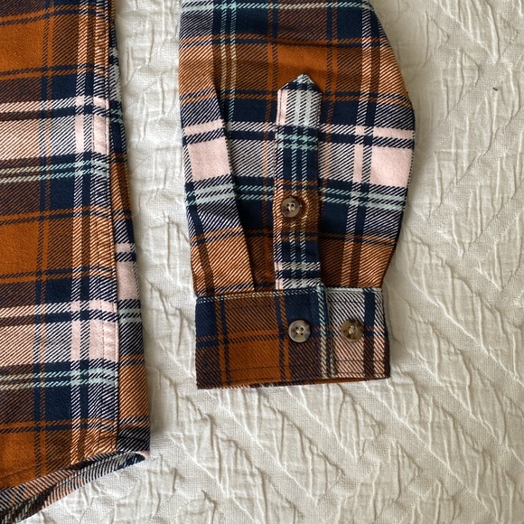 Duluth Trading Flannel, SM, NWT - Picture 3 of 7